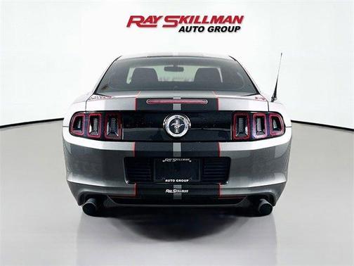 2014 Ford Mustang V6