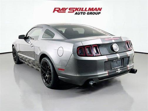 2014 Ford Mustang V6