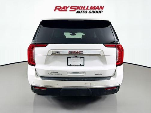 2022 GMC Yukon XL SLT