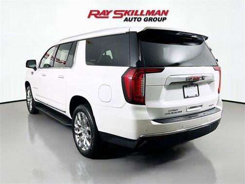 2022 GMC Yukon XL SLT