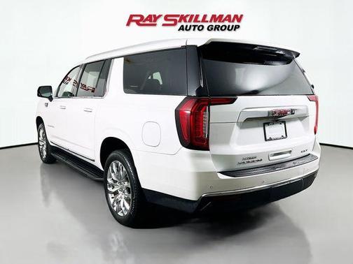 2022 GMC Yukon XL SLT