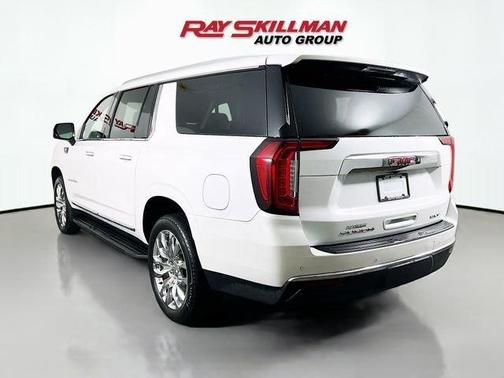 2022 GMC Yukon XL SLT