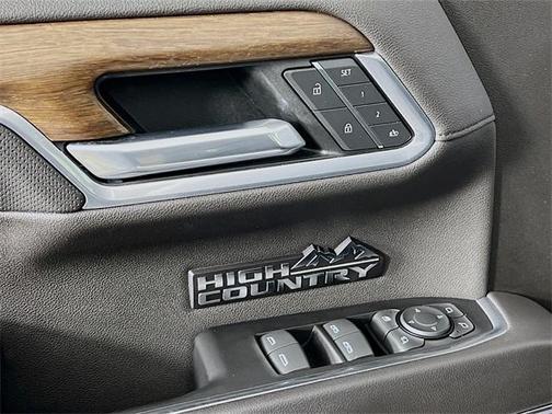 2022 Chevrolet Silverado 1500 High Country