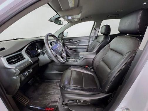 Summit White 2019 GMC Acadia SLT-1