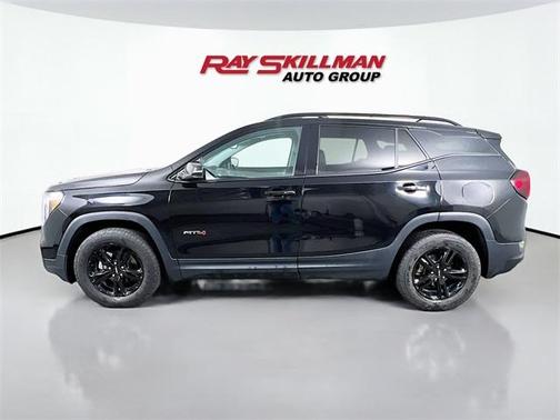 2023 GMC Terrain AT4