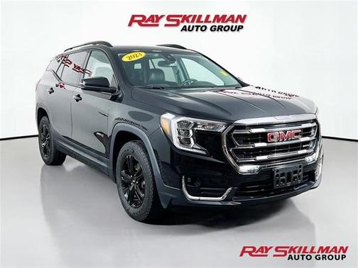 2023 GMC Terrain AT4