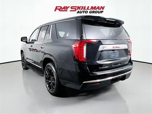 2022 GMC Yukon SLT