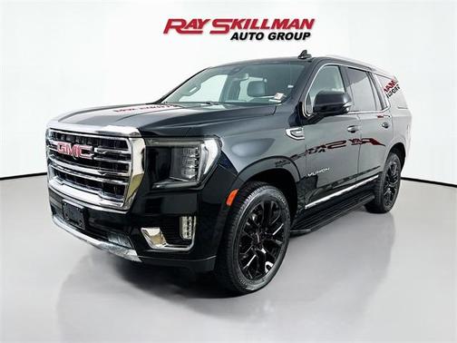 2022 GMC Yukon SLT