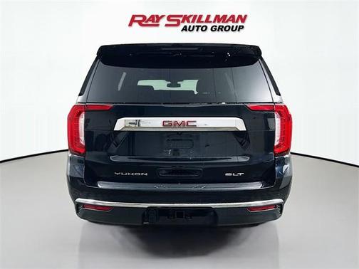 2022 GMC Yukon SLT