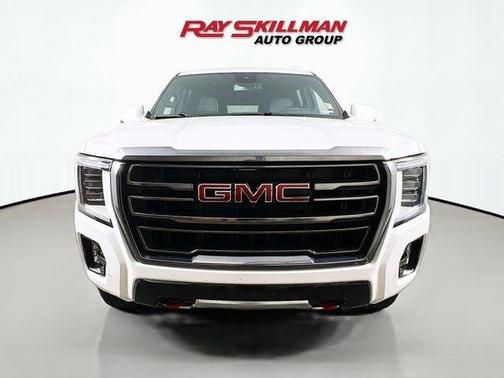 Summit White 2023 GMC Yukon XL AT4