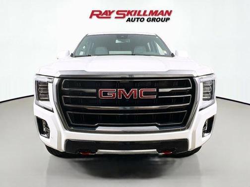 Summit White 2023 GMC Yukon XL AT4