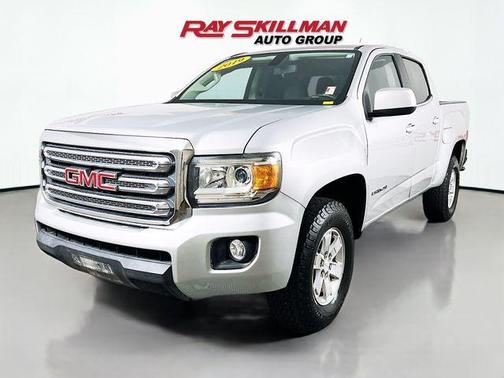 Quicksilver Metallic 2019 GMC Canyon SLE