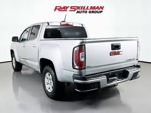 Quicksilver Metallic 2019 GMC Canyon SLE