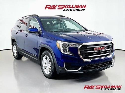 Marine Metallic 2023 GMC Terrain SLE