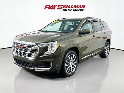 2023 GMC Terrain Denali