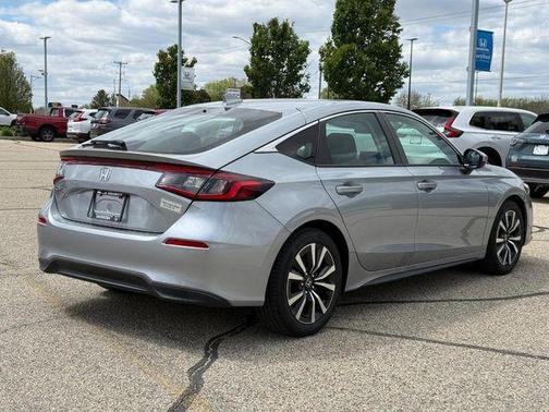 Lunar 2023 Honda Civic EX-L