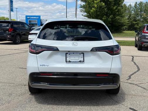 Platinum White 2024 Honda HR-V EX-L