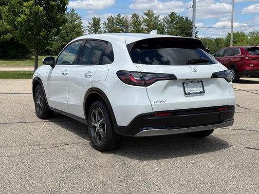 Platinum White 2024 Honda HR-V EX-L