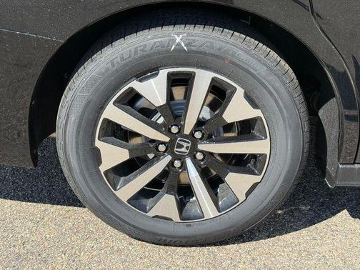 Crystal Black Pearl 2026 Honda Odyssey EX-L