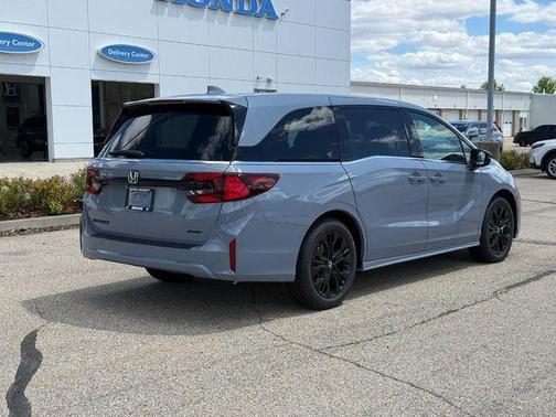 Sonic Gray Pearl 2026 Honda Odyssey Sport-L