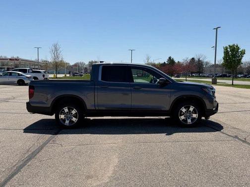 Modern Steel Metallic 2026 Honda Ridgeline RTL