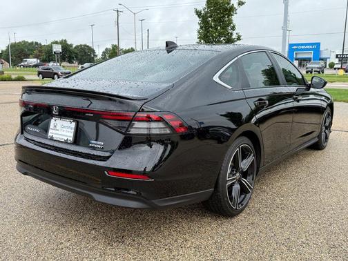 2025 Honda Accord Hybrid