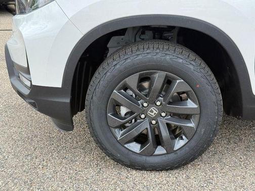 Platinum White Pearl 2026 Honda Ridgeline Sport