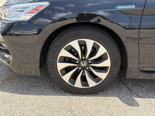 Crystal Black 2017 Honda Accord Hybrid Touring