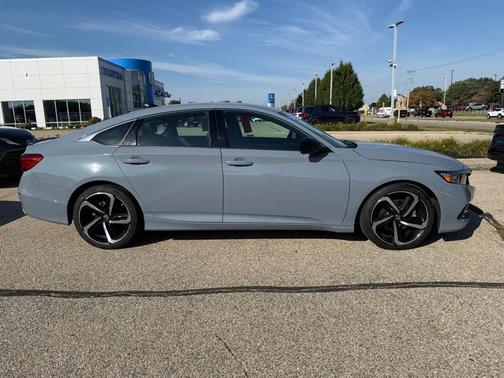 2022 Honda Accord 