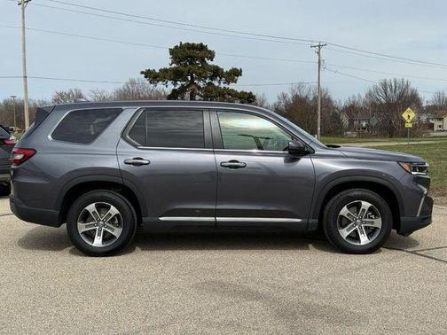 Modern Steel Metallic 2025 Honda Pilot EX-L