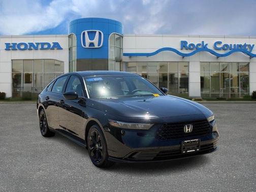 Crystal Black Pearl 2025 Honda Accord SE