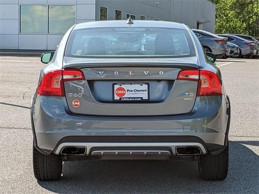 2018 Volvo S60 Cross Country T5