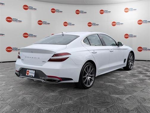 2025 Genesis G70 2.5T