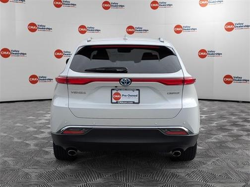 2024 Toyota Venza LE