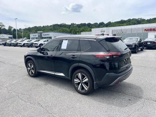 Black 2023 Nissan Rogue SL