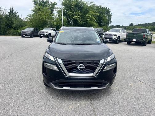 Black 2023 Nissan Rogue SL