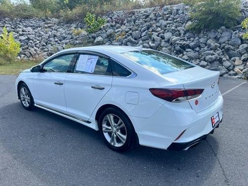2019 Hyundai SONATA Sport
