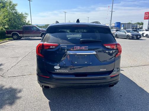 Blue Steel Metallic 2018 GMC Terrain SLE