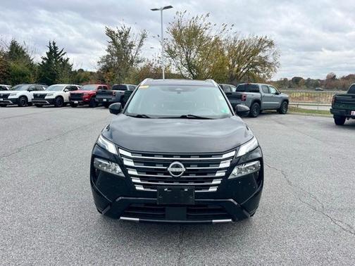 2024 Nissan Rogue Platinum