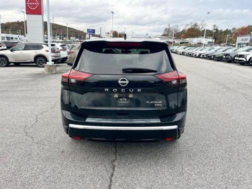 2024 Nissan Rogue Platinum