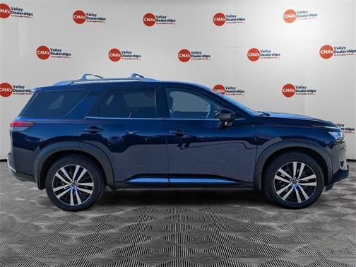 2023 Nissan Pathfinder Platinum
