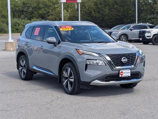 Boulder Gray Pearl 2023 Nissan Rogue Platinum