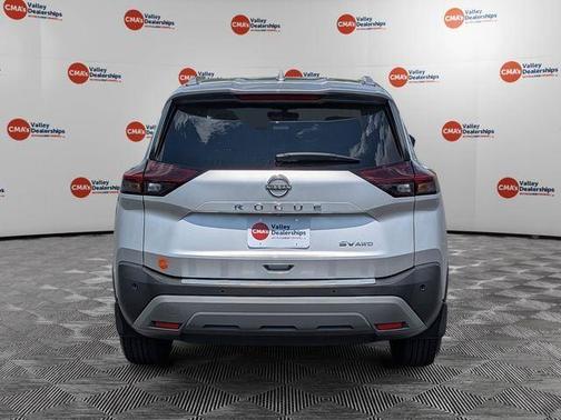 Brilliant Silver Metallic 2023 Nissan Rogue SV