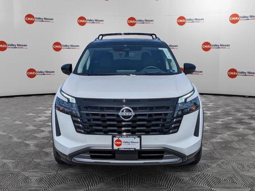 White / Black 2026 Nissan Pathfinder Platinum