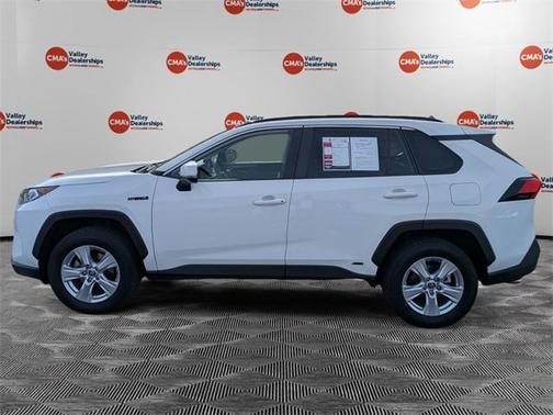 2021 Toyota RAV4 Hybrid XLE