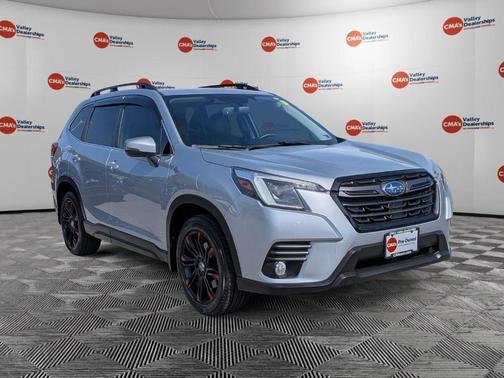 Ice Silver Metallic 2022 Subaru Forester Limited
