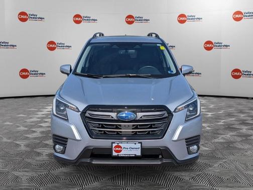Ice Silver Metallic 2022 Subaru Forester Limited