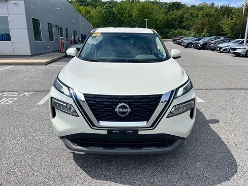 White 2023 Nissan Rogue SV