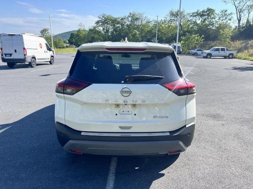 White 2023 Nissan Rogue SV
