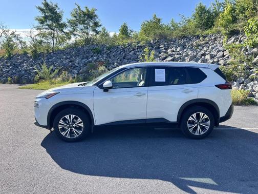 White 2023 Nissan Rogue SV